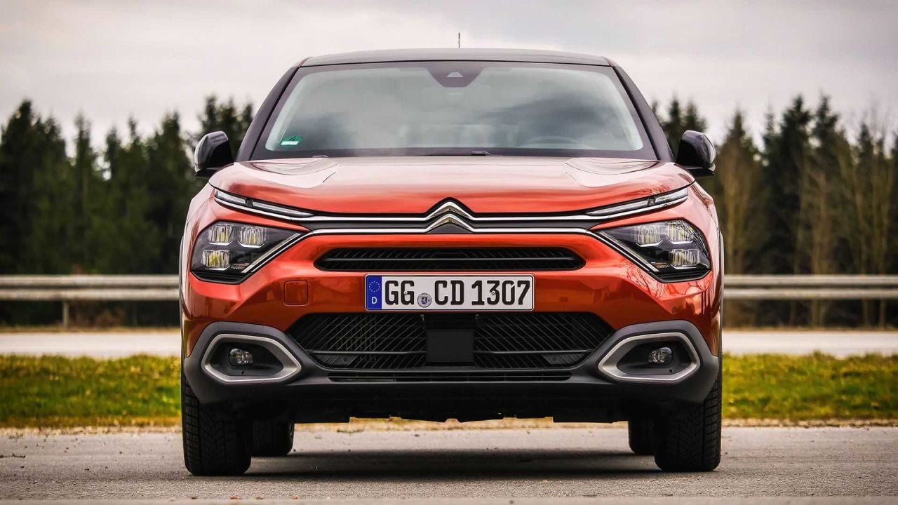 Citroen C4 ve Detaylar