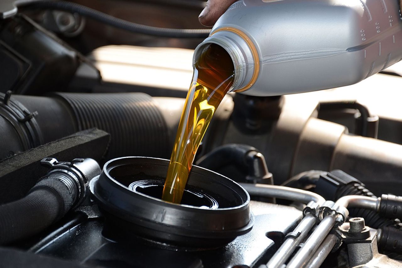 Otomobil Motor Yağı Seçimi ve Yağın Önemi