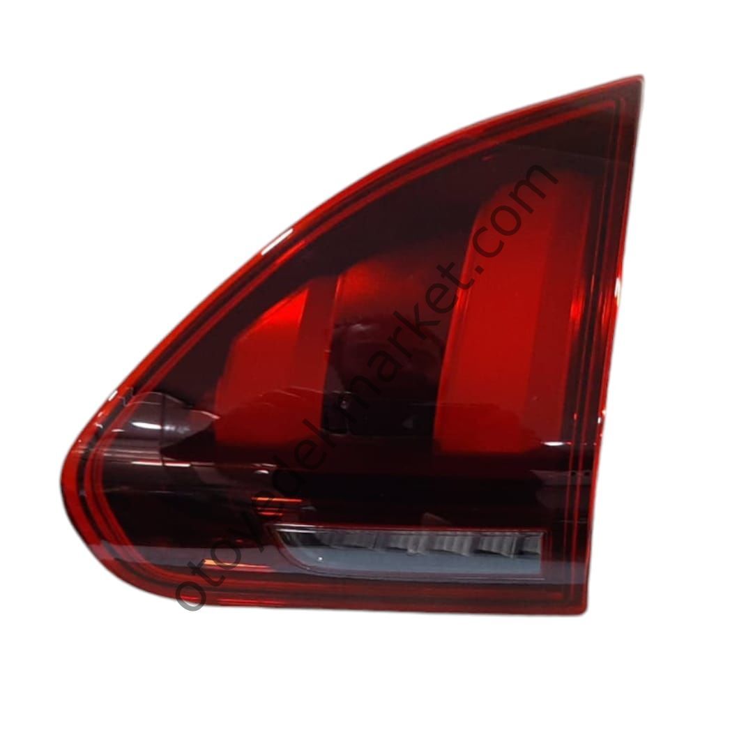 Peugeot 2008 (2016-2019) Sağ Arka Bagaj Stop Lambası (Orijinal)