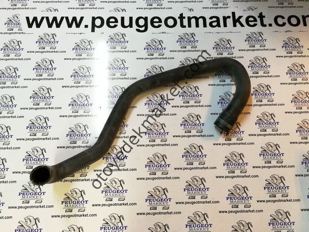 BOXER 2,5 DÜZ DJ5 RADYATÖR ALT HORTUMU (ORJİNAL)