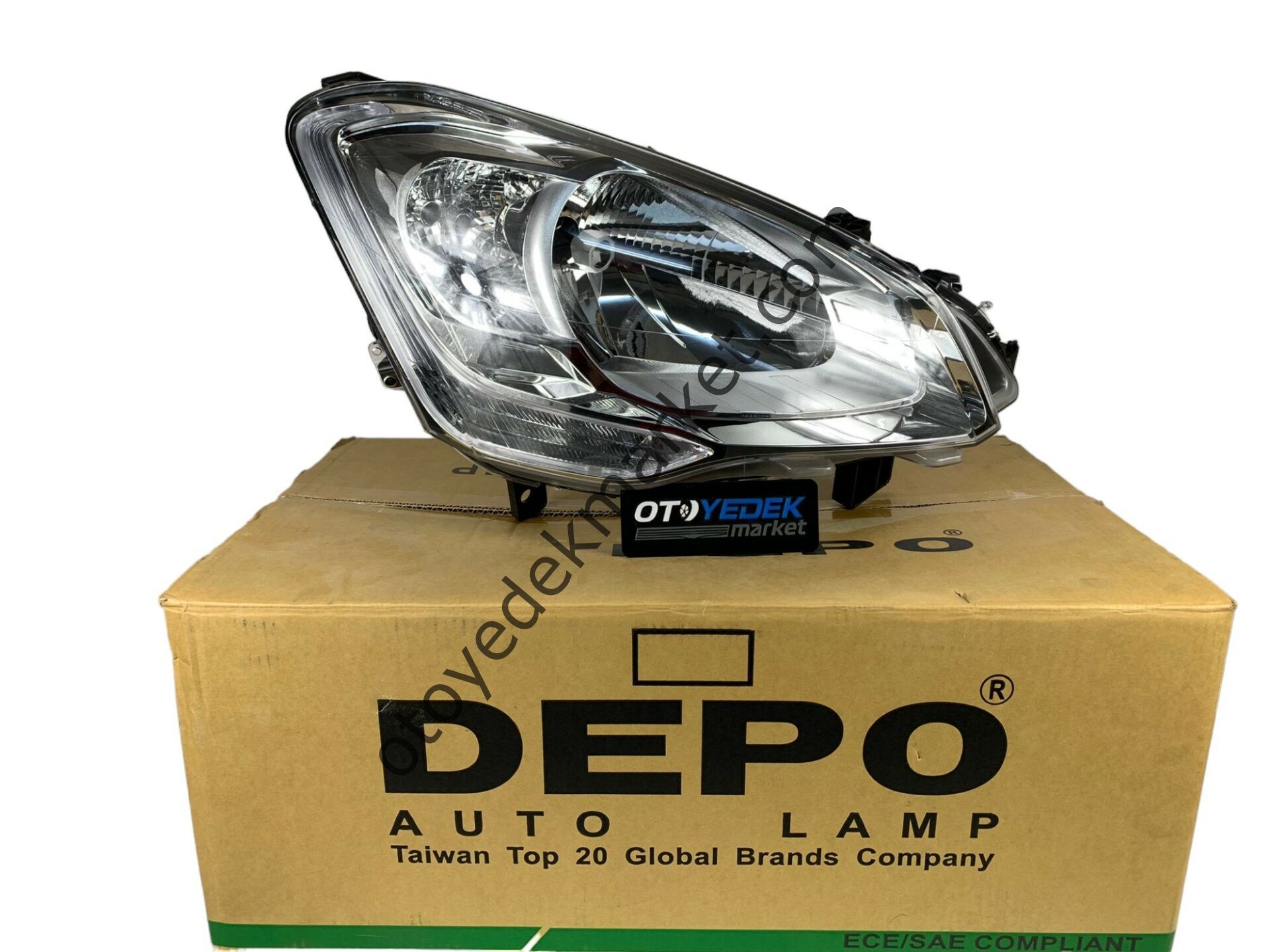 PEUGEOT PARTNER TEPEE (2008-2011) SAĞ ÖN FAR (DEPO)