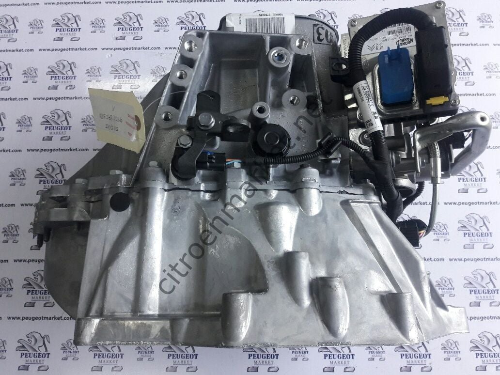 PEUGEOT 308 1,6 HDI KOMPLE OTOMATİK ŞANZUMAN