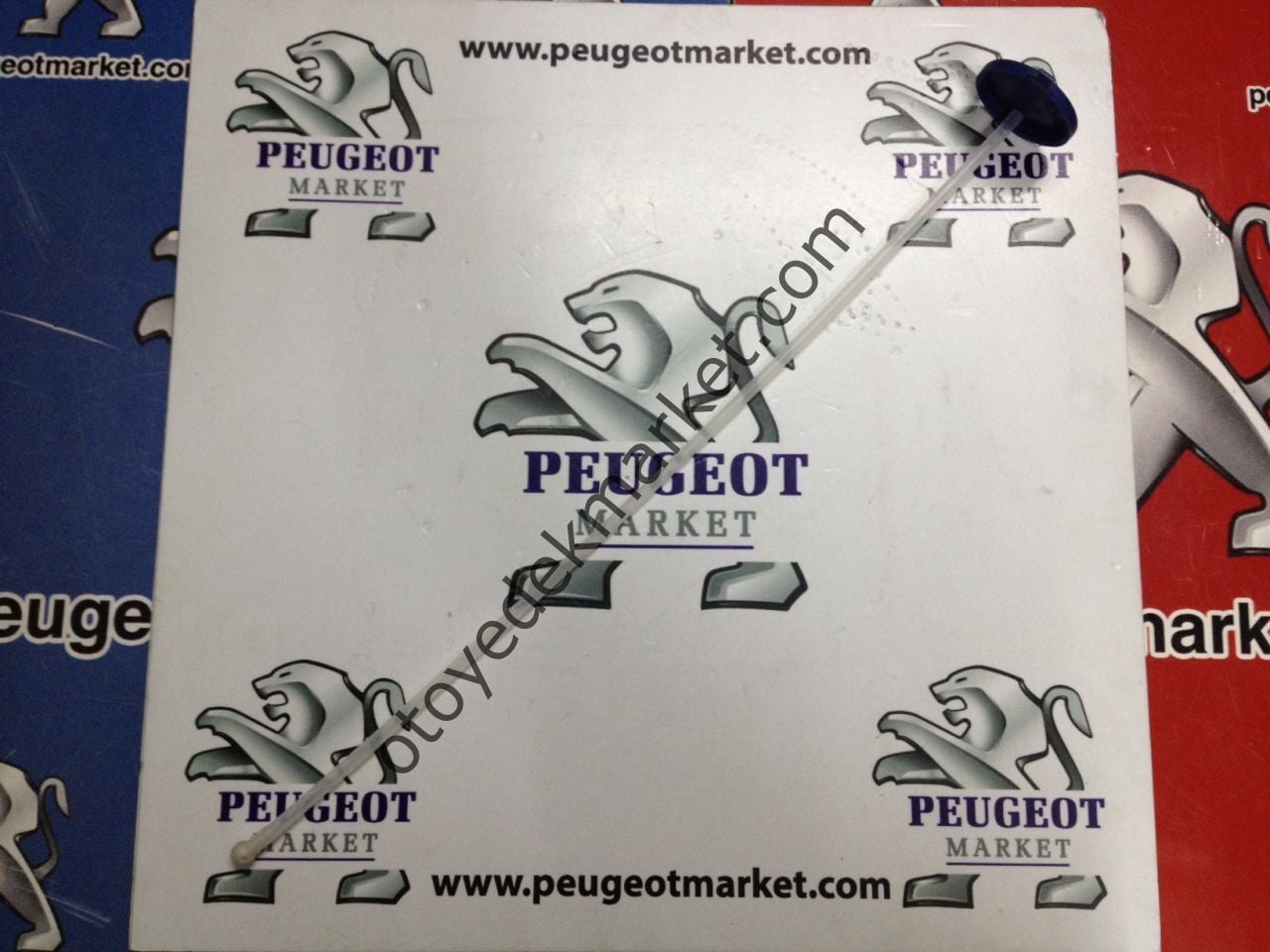 PEUGEOT 307 2005 MODEL SONRASI SİLECEK DEPO KAPAĞI (ORJİNAL)