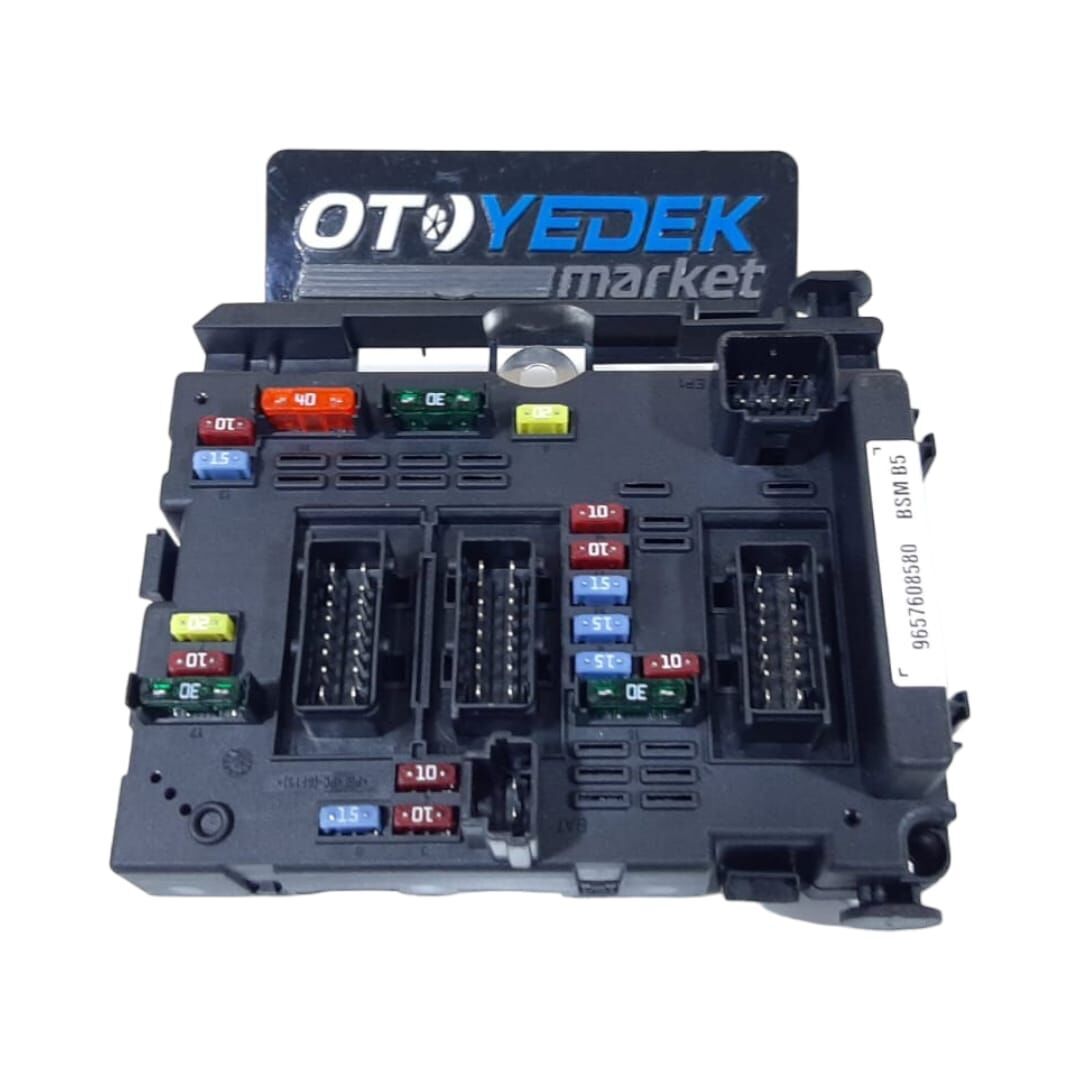 Peugeot 307 (2001-2008) Sigorta Kutusu (Psa İthal)