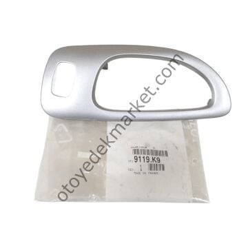 Peugeot 307 (2001-2009) Sol Arka Kapı İç Açma Çerçevesi (Orijinal)