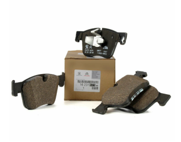 Peugeot 3008 (2016-2024) 1.2 ve 1.6 Benzinli Ön Fren Balata Takımı (Orijinal)