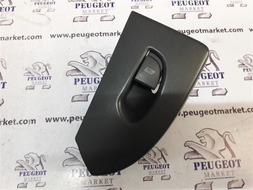 BOXER SAĞ ÖN CAM DÜĞMESİ (ORİJİNAL)