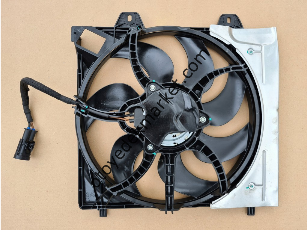 Peugeot 2008 (2020-2025) 1.2 Benzinli ve 1.5 Dizel Fan Motoru (Orijinal)