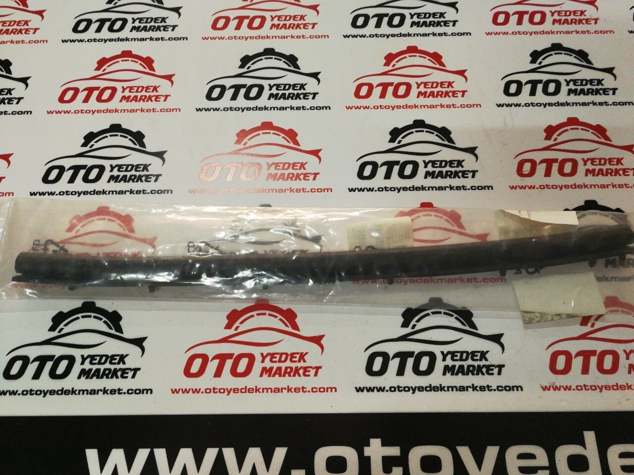 CİTROEN C3 2015+ ÖN SAĞ KAPI FİTİLİ (ORJİNAL)