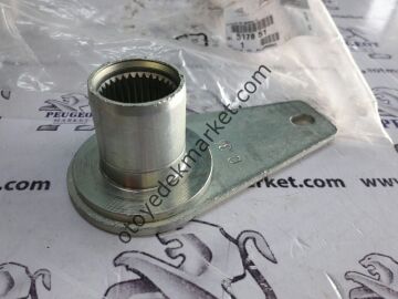 PEUGEOT 106 SAĞ TORSİYON DIŞ KAPAĞI (ORİJİNAL)