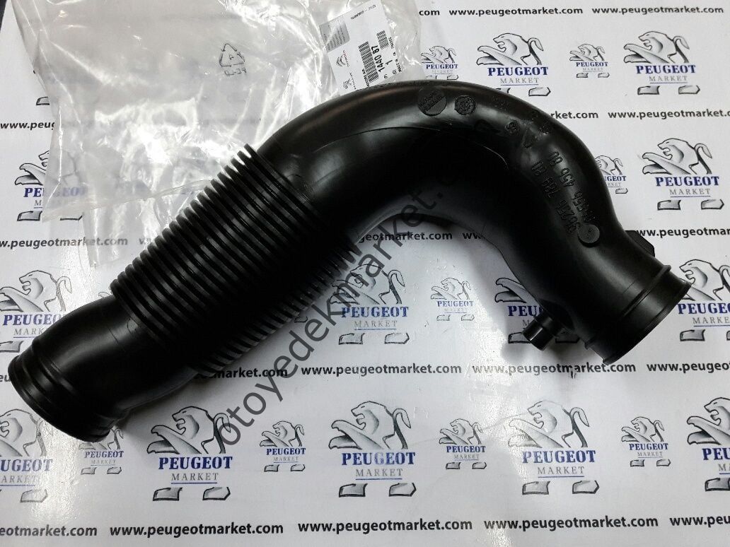 PEUGEOT 206 1,4 BENZİNLİ HAVA FİLTRE ÜST HORTUMU (1999-2006)