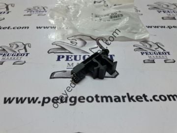 PEUGEOT 406 ÖN CAM SİLECEK MEMESİ (ORJİNAL)