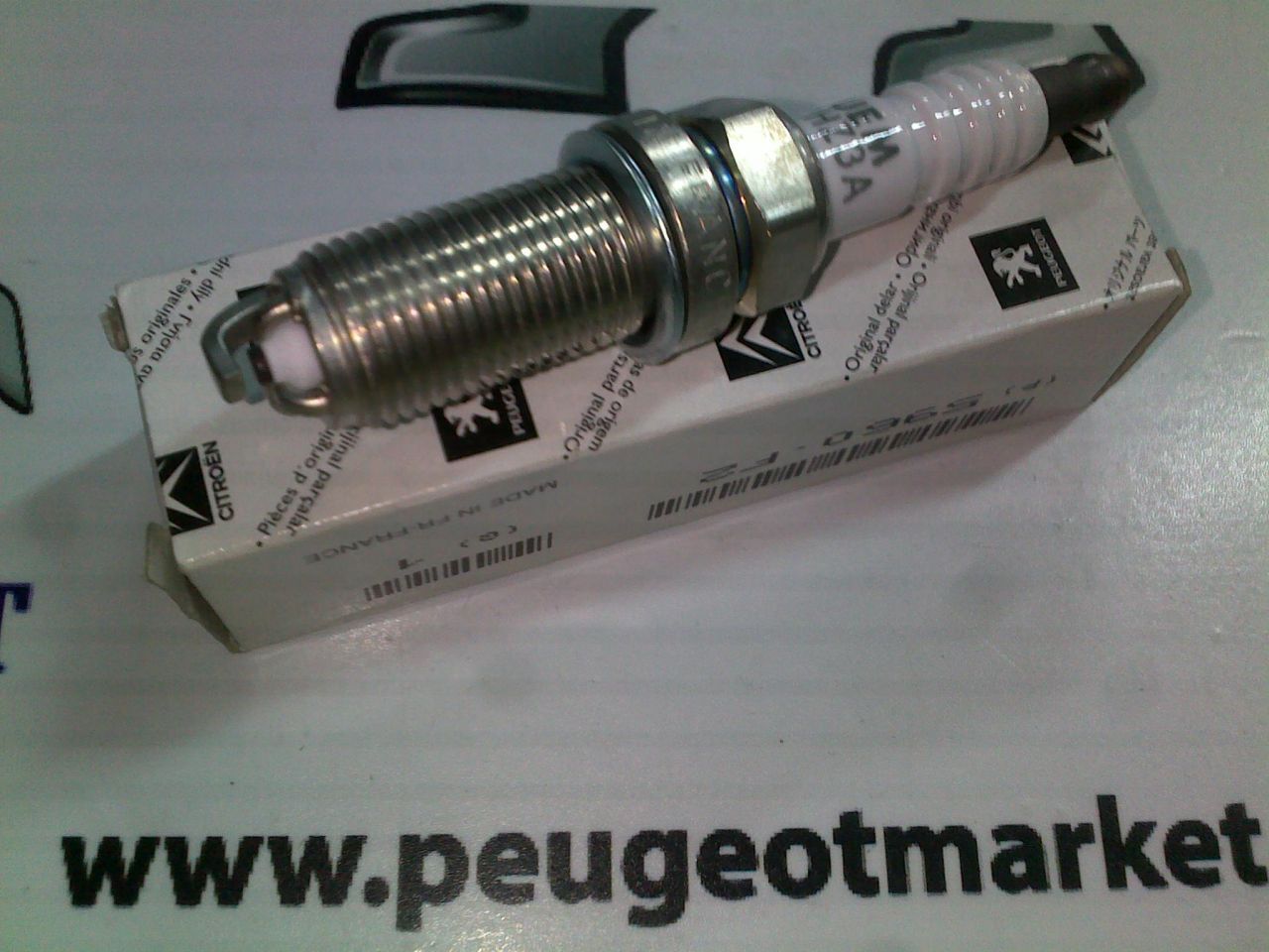 PEUGEOT 406 1,8 BENZİNLİ BUJİ (ORJİNAL) 4 TIRNAK