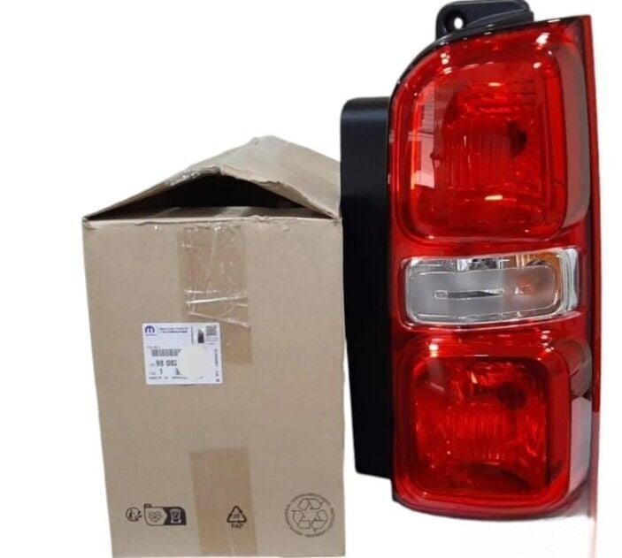 Peugeot Traveller (2017-2025) Sağ Stop Lambası (Orijinal)