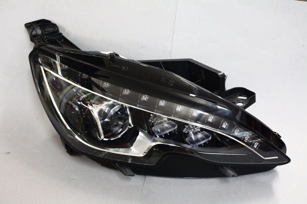 Peugeot 308 (2014-2017) Ledli Xenon Sağ Far (Orijinal)