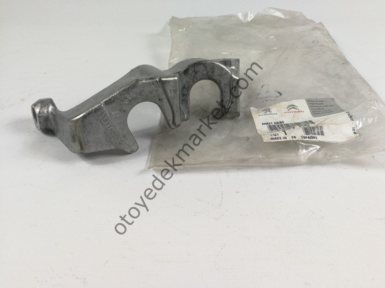 PEUGEOT 308 (2008-2013) VİTES TEL BAĞLANTI AYAĞI