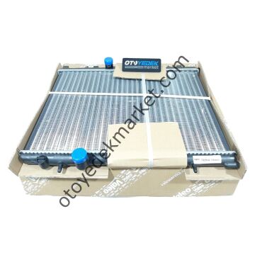 Peugeot 206 (1999-2012) 1.4 Ve 1.6 Benzinli Su Radyatörü (Valeo)